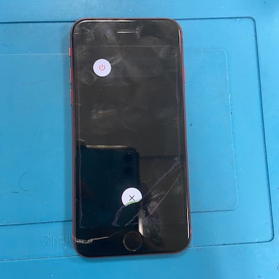 iPhoneSE3の画面割れでお客様ご来店！