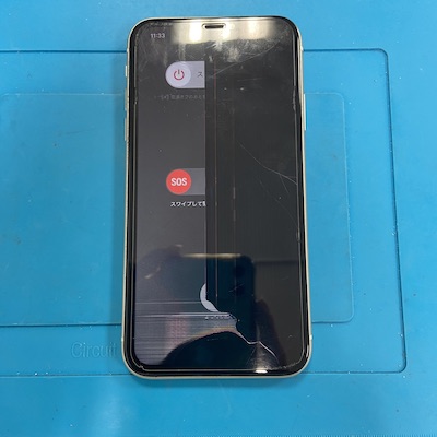 iPhone11の液晶割れでご来店！