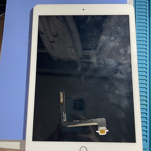iPad 第6世代　ドック交換