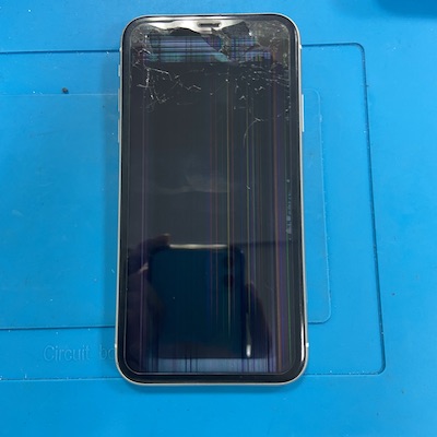 【平塚店】iPhone11の画面修理料金と所要時間のご案内