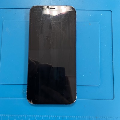 【横浜店】iPhone12の画面修理について