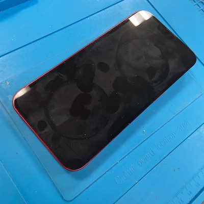【横浜店】iPhone13のバッテリー交換料金と所要時間のご案内