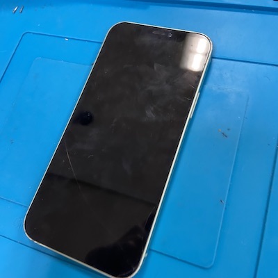 【平塚店】iPhone12の画面修理でご依頼いただきました！