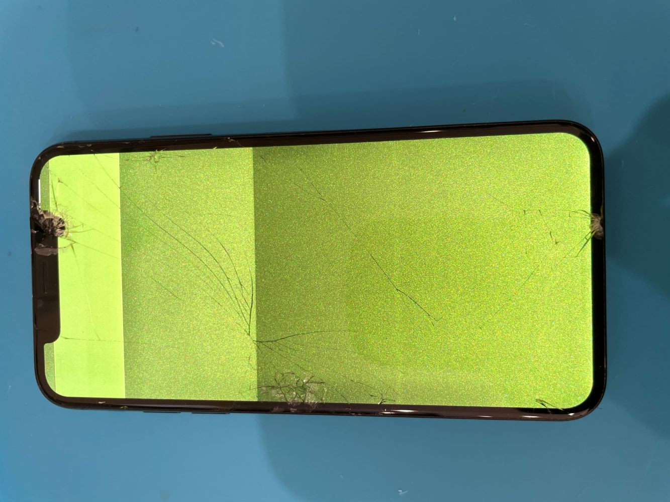 iPhoneXS　液晶交換
