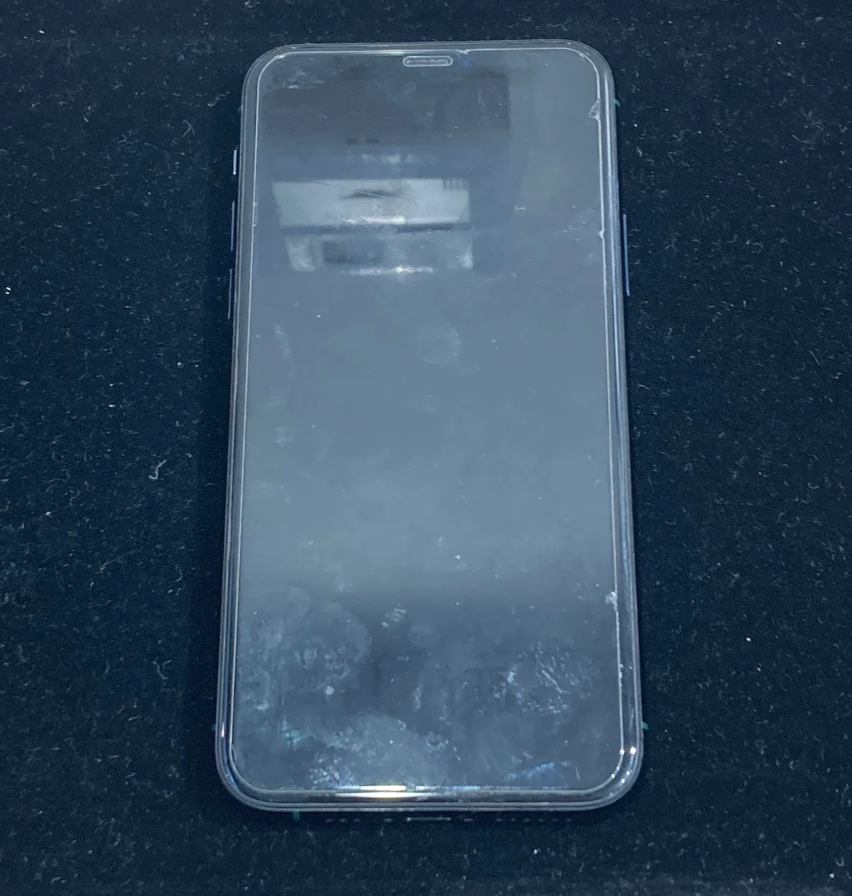 【中野店】iPhone11 Proのリンゴループを基盤修理で解決