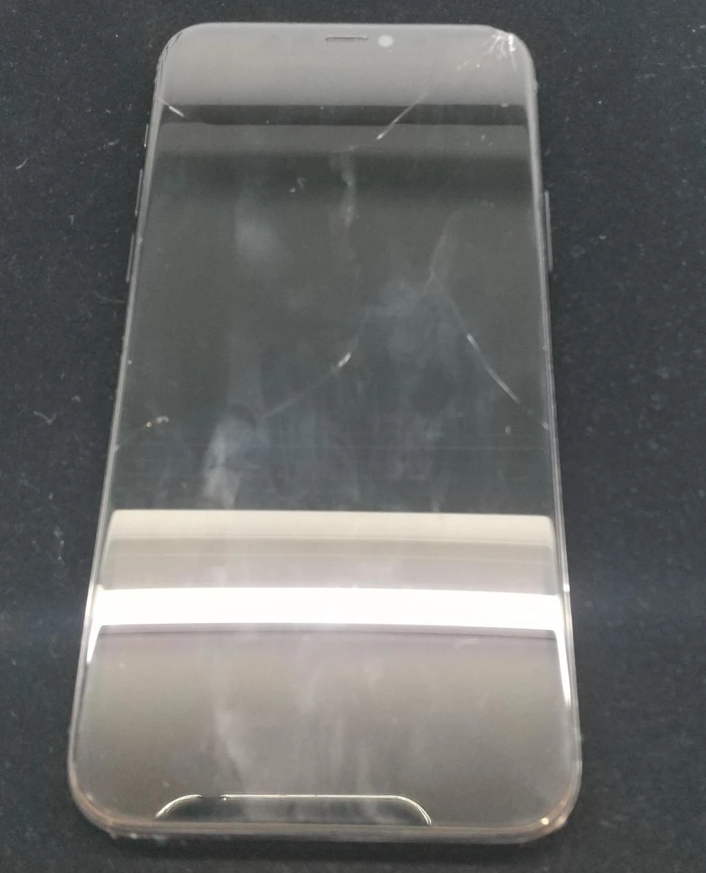 【中野店】iPhone11 Proの画面割れを修理事例