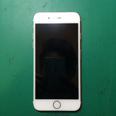 iPhone7パネル交換後