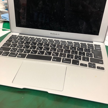 Macbook膨張