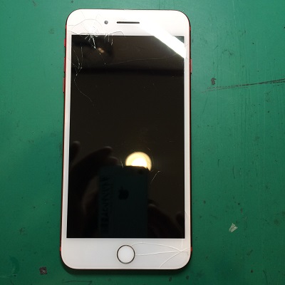 iPhone7Plus画面割れ