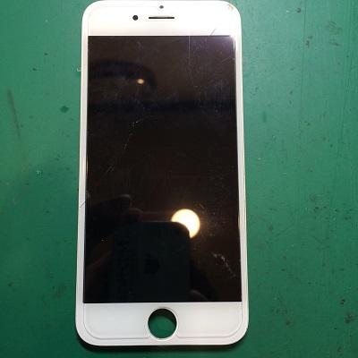 iPhone6の液晶不良(液晶漏れ)