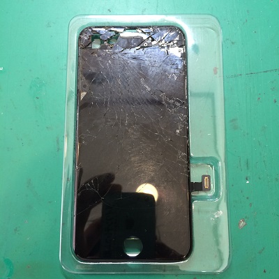 iPhone7の液晶不良