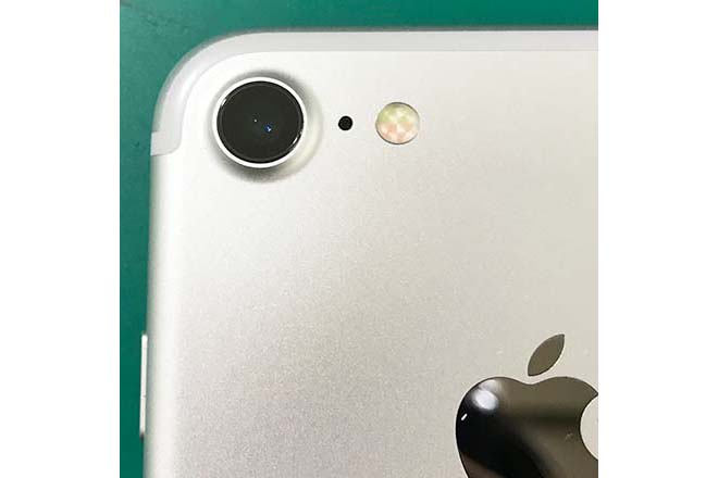 iPhone7カメラレンズ割れ修理後