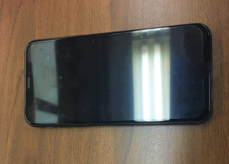 iPhone X画面割れ 修理後