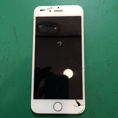 iPhone7の液晶不良
