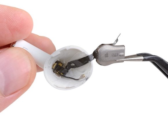 AirPods Pro 内部 H1チップ