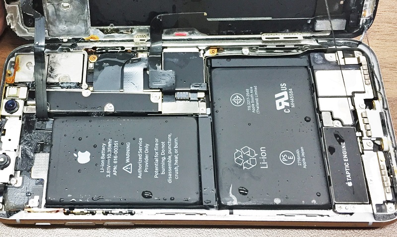 iPhone　水没