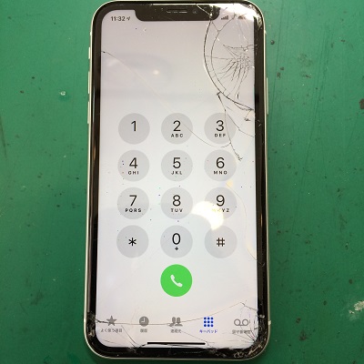 iPhoneXR液晶不良
