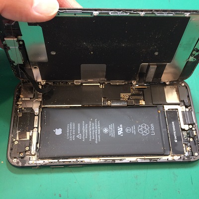 iPhone8内部