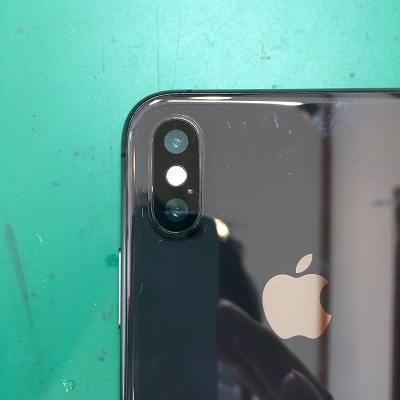 iPhoneXSレンズカバー交換