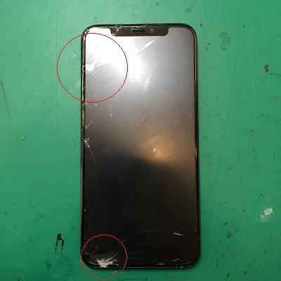 iPhoneXSガラス割れ