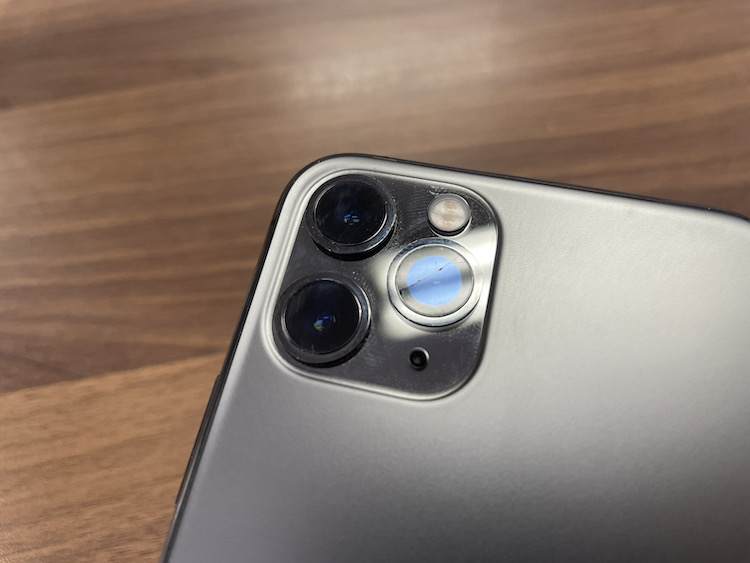 iPhone 11 Pro カメラレンズ修理
