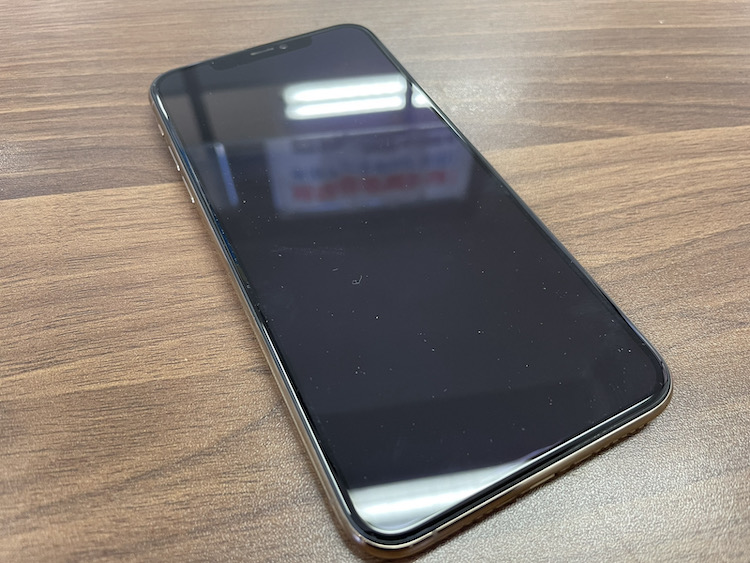 iPhone 11 Pro Max 画面交換修理