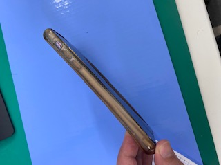 スマホケースの張り
