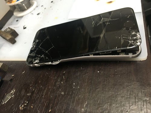 iPhone修理　渋谷　データ復旧　基板修理　データ取り出し　iPhone