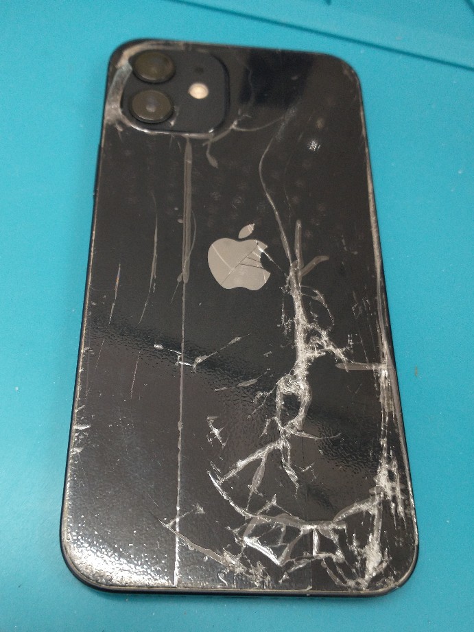 iPhone背面