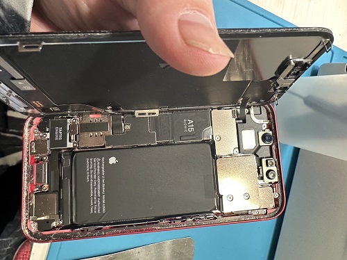 iPhone修理　高田馬場　液晶割れ　iPhone13 データ復旧　水没　