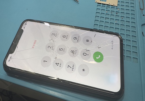 iPhone修理　ガラス割れ　即日　最安　高田馬場
