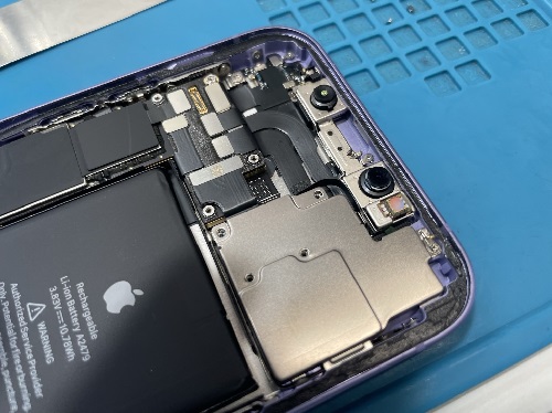 iPhone　アウトカメラ修理　即日　高田馬場　新宿区