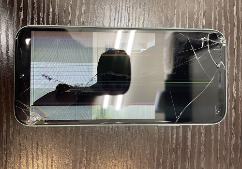 iPhone修理　液晶割れ　高田馬場　新宿区