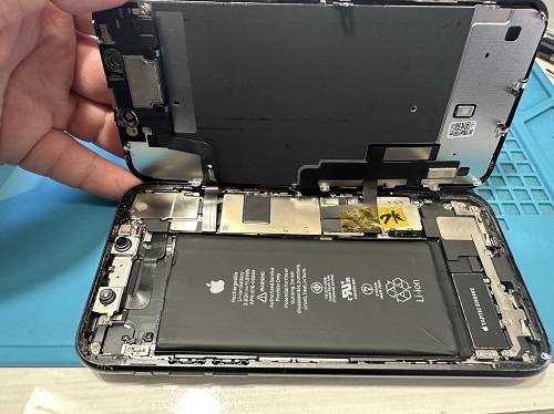 iPhone11 水没故障　高田馬場　新宿区
