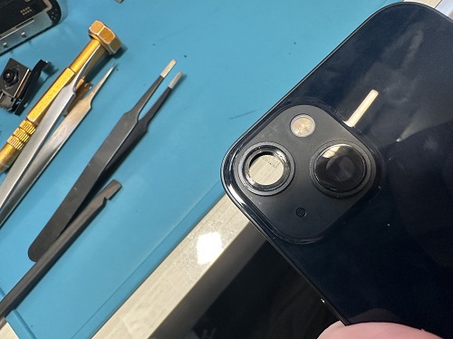 iPhone13　アウトカメラレンズ修理　即日　最安　高田馬場