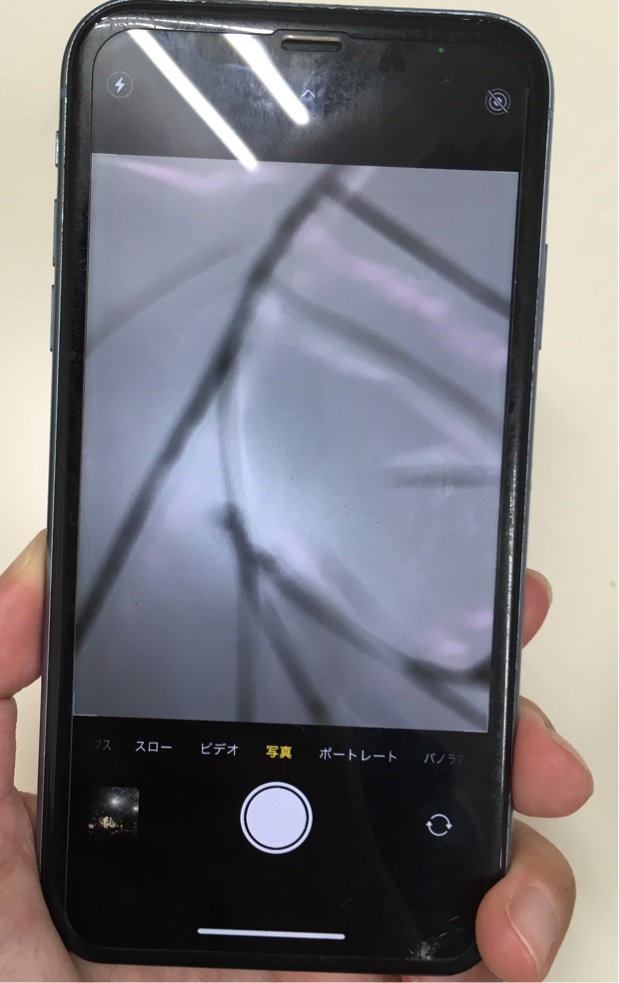 iPhoneカメラレンズ割れ