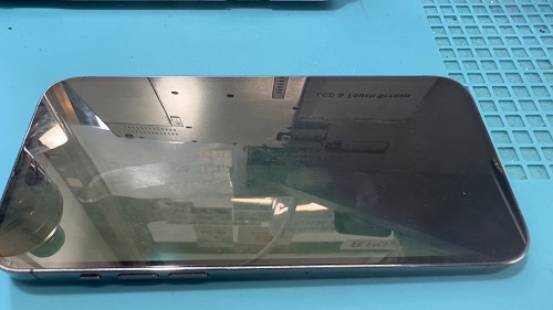 iPhone修理　高田馬場　新宿区　iPhone14ProMAX 液晶割れ　水没