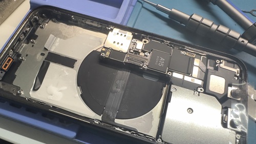 iphone 充電不良　池袋　即日　最安　iPhone13Pro