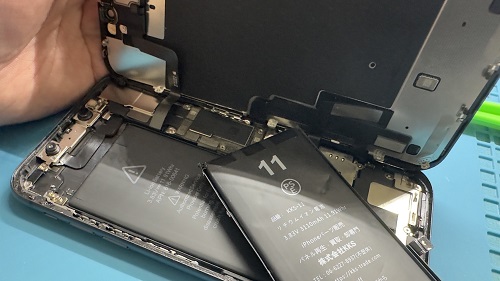 iPhone修理　高田馬場　即日　バッテリー交換