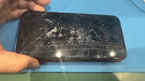 iPhone修理　液晶割れ　即日　渋谷　センター街