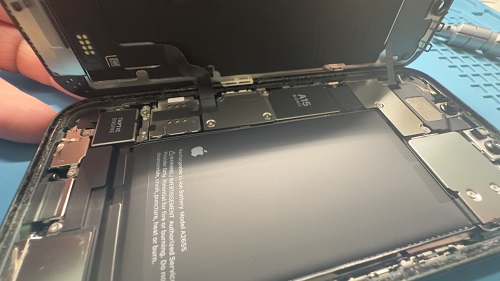iPhone修理　バッテリー　高田馬場　