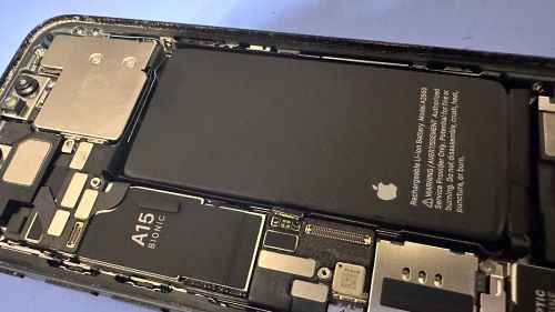 iPhone修理　高田馬場　バッテリー交換　即日　ダイワンテレコム