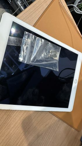 iPadAir2　液晶割れ　ダイワンテレコム　渋谷　即日　最安　