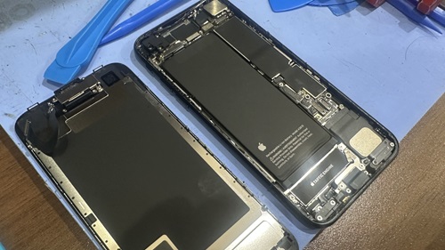 iPhone修理　池袋　即日　バッテリー交換　ダイワンテレコム