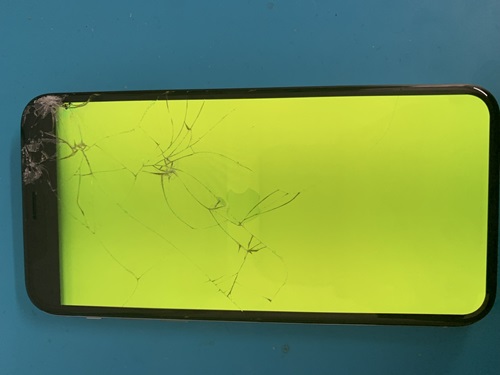 iPhone修理　池袋　即日　液晶割れ　ダイワンテレコム
